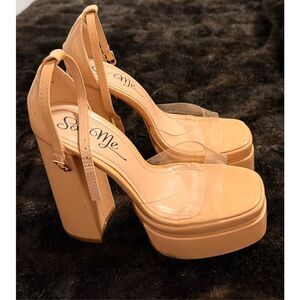 So Me Some  Glenda platform pumps, size 9 block nude beige heels